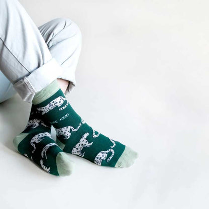 Bare Kind Save the Snow Leopards Men's Socks Lifestyle